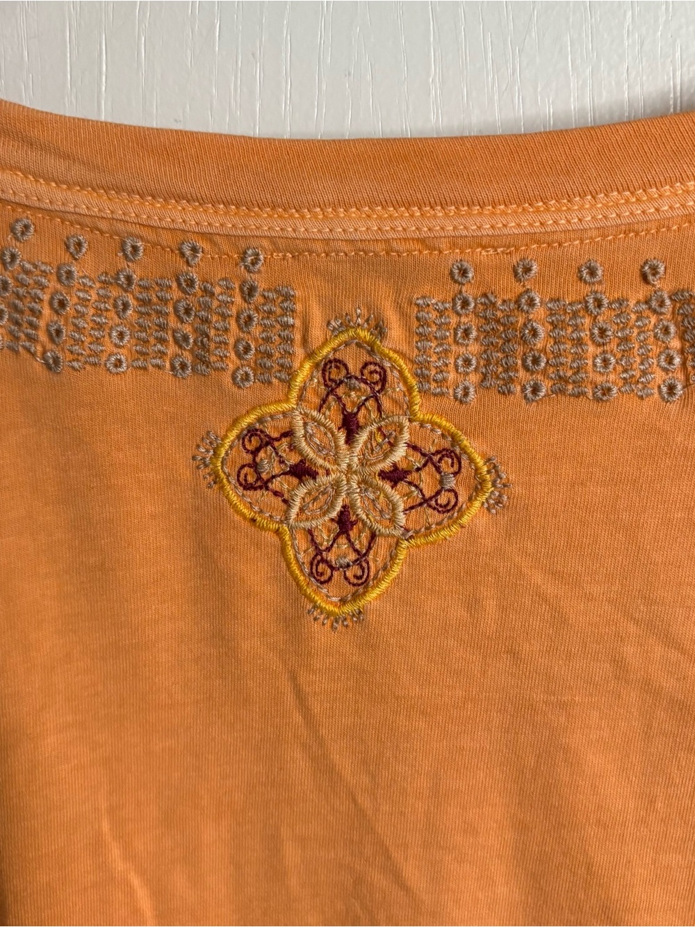 Sundance Sz M Paisley Embroidered Cotton Knit T-Shirt Short Sleeve Boho Festival - Picture 3 of 9